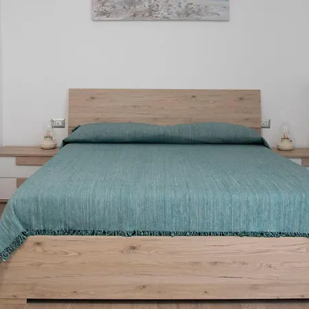 Adelphi 2 Apartman *