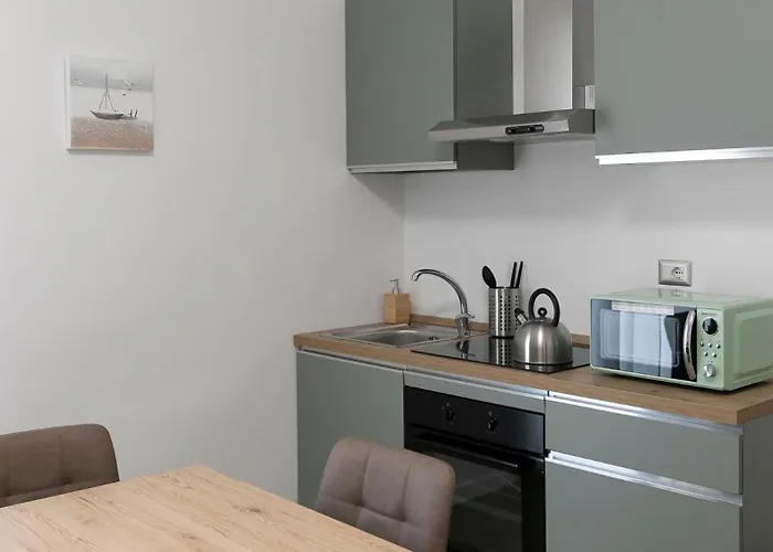 Adelphi 2 Apartament Bari